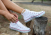 Come indossare le sneakers da donna bianche