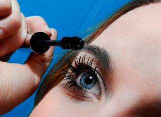 Mascara per occhi sensibili: 7 consigli per un make-up perfetto Mascara occhi sensibili