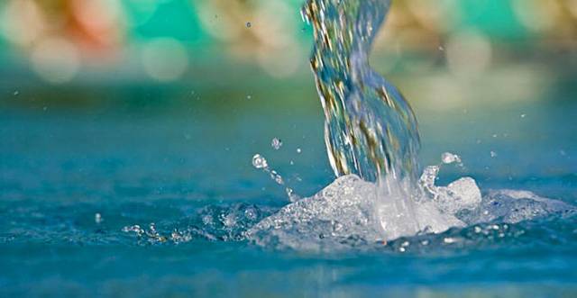 acqua termale per la bellezza della pelle_O1