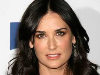 divorzio definitivo tra demi moore e ashton kutcher_O1