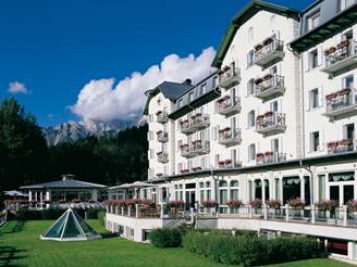 il cristallo hotel spa illumina la stagione estiva_O1