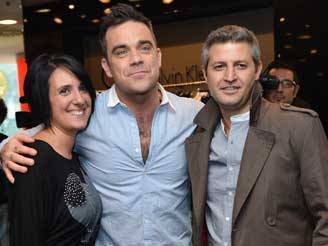 robbie williams presenta la collezione farrell_O1