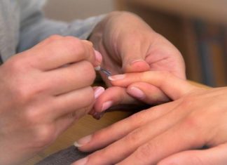 Smalti e tendenze per l´estate 2015 smalti e tendenze per l estate 2015_O1
