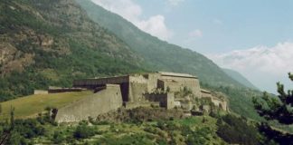 Sulle tracce della Maschera di Ferro nel Forte di Exilles sulle tracce della maschera di ferro nel forte di exilles_O1