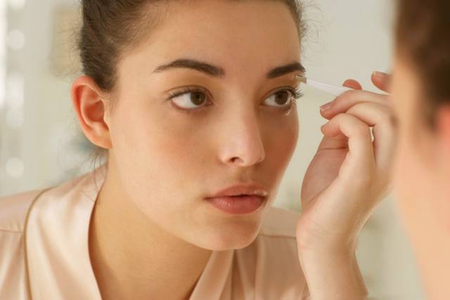 trucco sopracciglia_O1