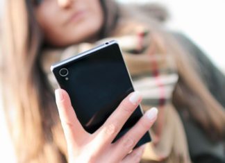 Donne ed internet: cosa facciamo davvero in rete?
