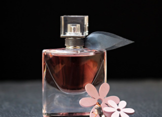 Come scegliere un profumo donna per la stagione autunno-inverno